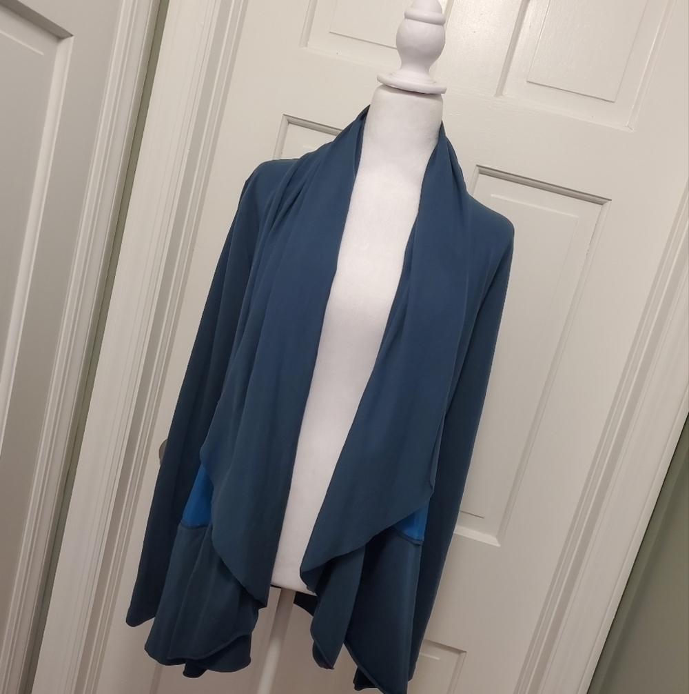 Matilda Jane Open front Cascading Neckline Knit Cardi Size Medium